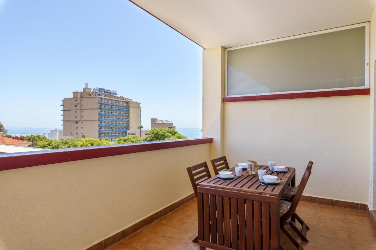 Chic Beachfront Flat With Amazing Sea Views And Private Indoor Parking *