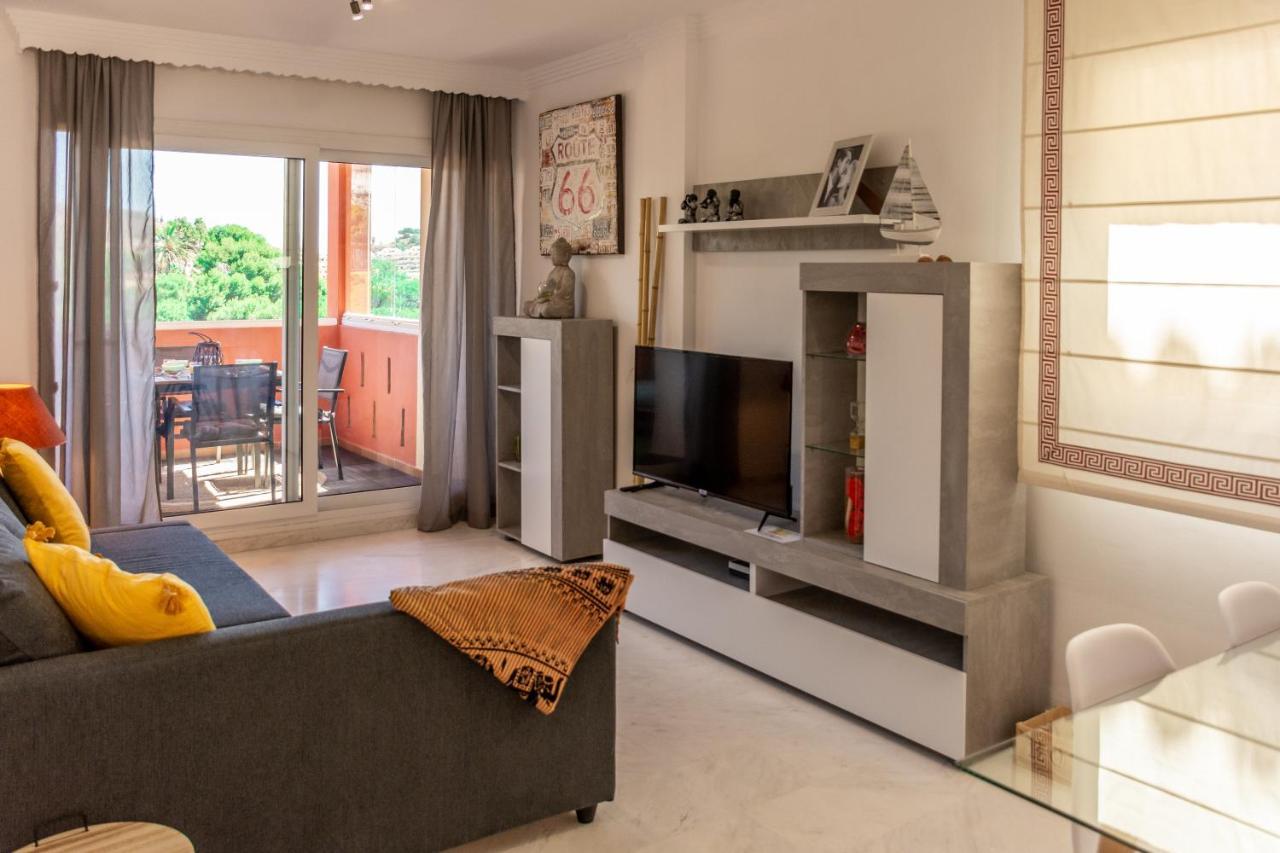 Apartment Hill View Torrequebrada