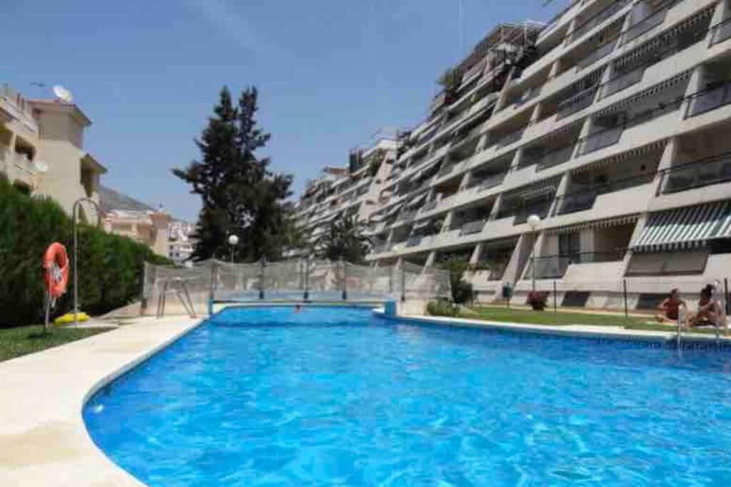 Gran Piso A Mtrs De La Playa Con Piscina Y Cochera