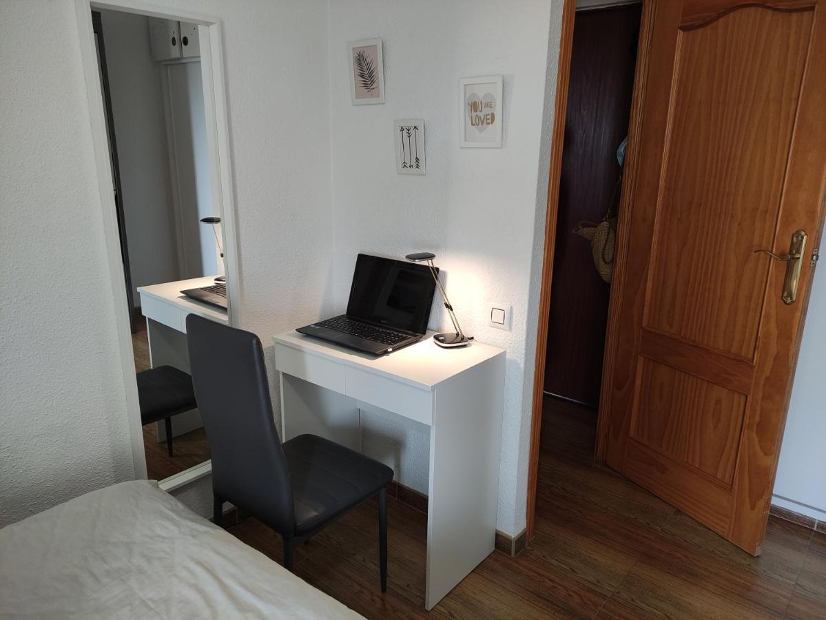 Apartment Sol Y Relax, Aguila