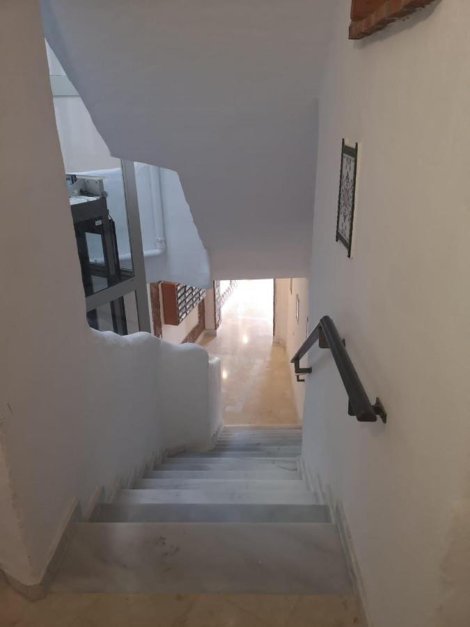 Beachfront Puerto Marina Sunrise Apartamento *