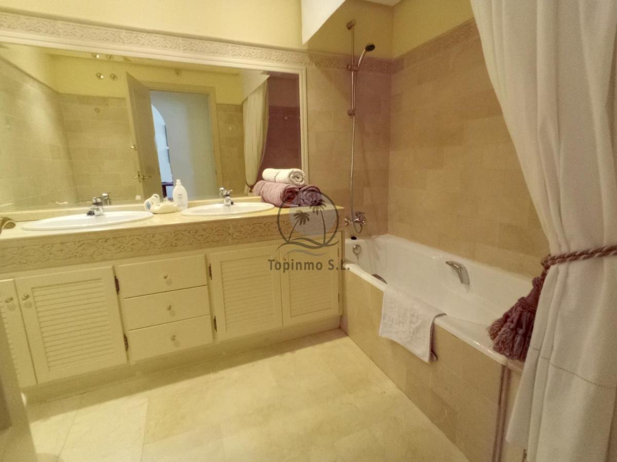 Great Marina View 2 Bedroom Island Complex In Puerto Marina Benalmadena