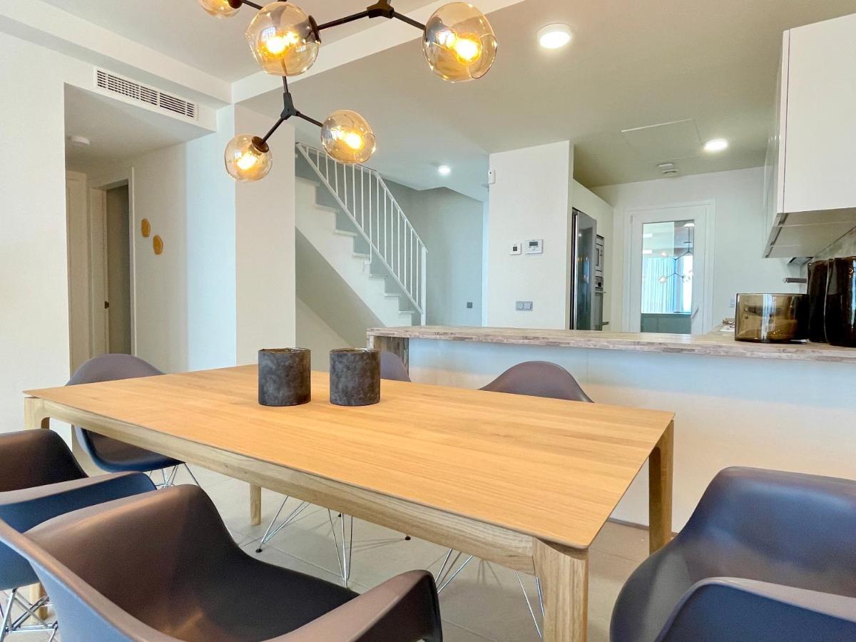 Bayview -superb Luxurious Sea View Penthouse With Private Hot Tub By Solrentspain * Benalmadena
