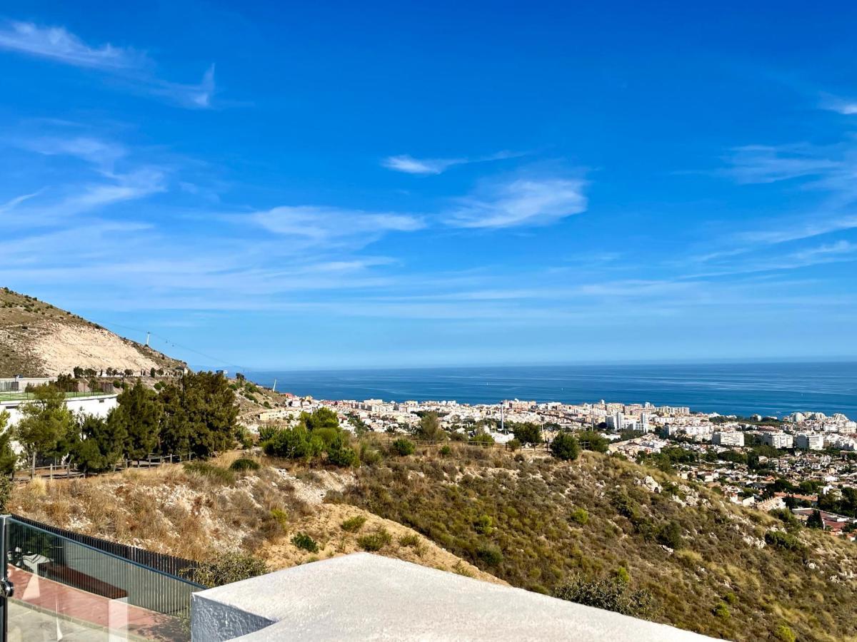 Bayview -superb Luxurious Sea View Penthouse With Private Hot Tub By Solrentspain Apartment *