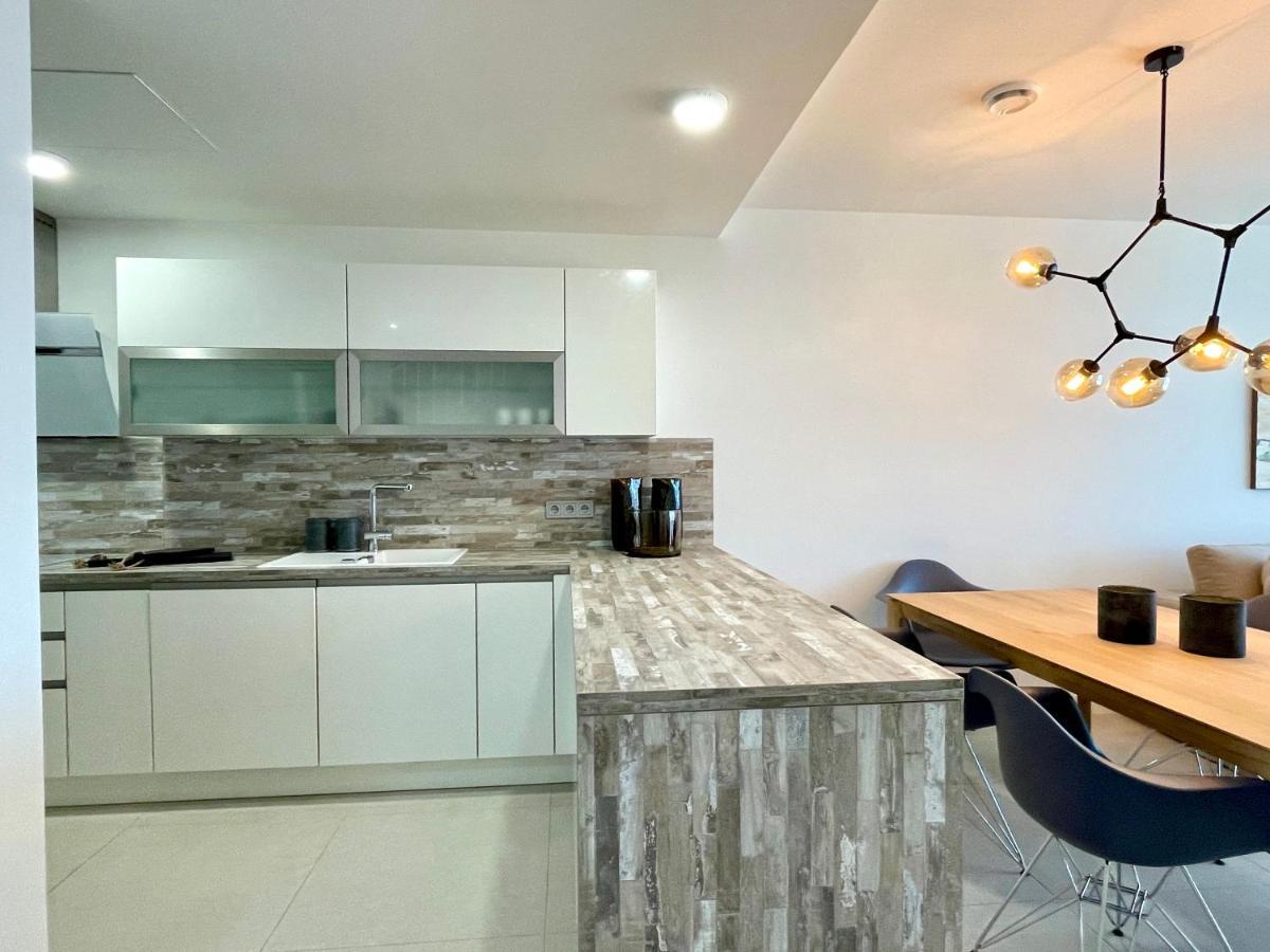 Bayview -superb Luxurious Sea View Penthouse With Private Hot Tub By Solrentspain Apartment Benalmadena