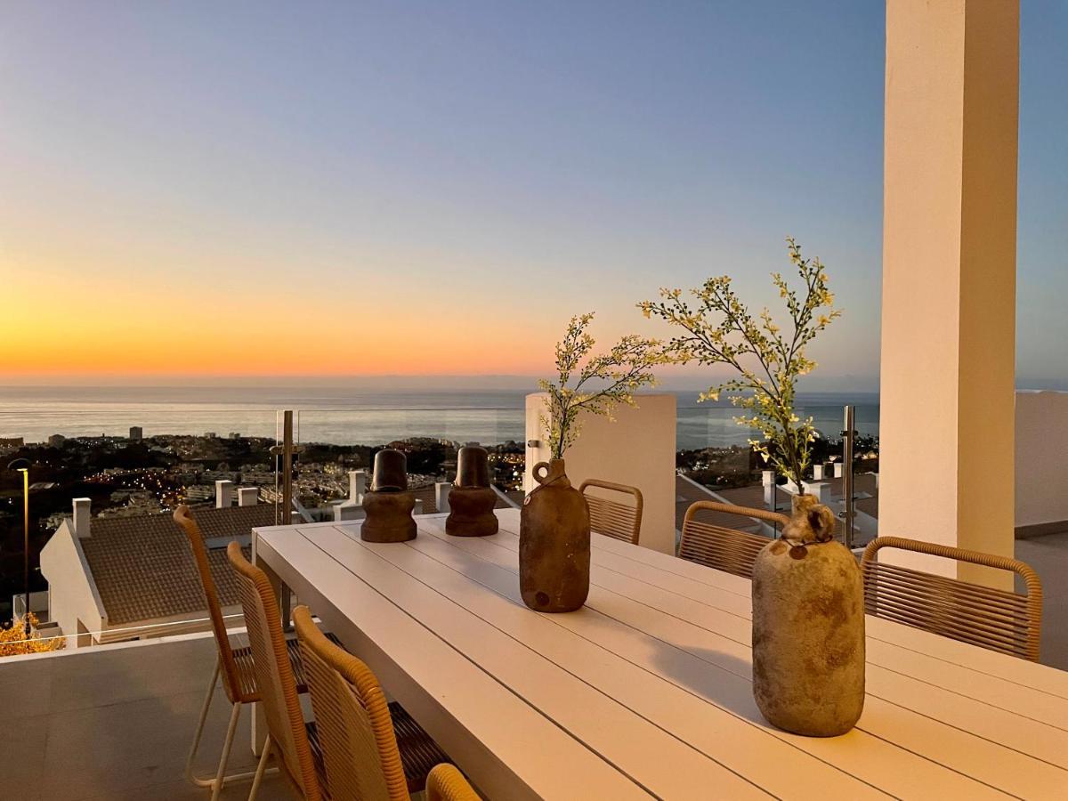 Apartment Bayview -superb Luxurious Sea View Penthouse With Private Hot Tub By Solrentspain Benalmadena