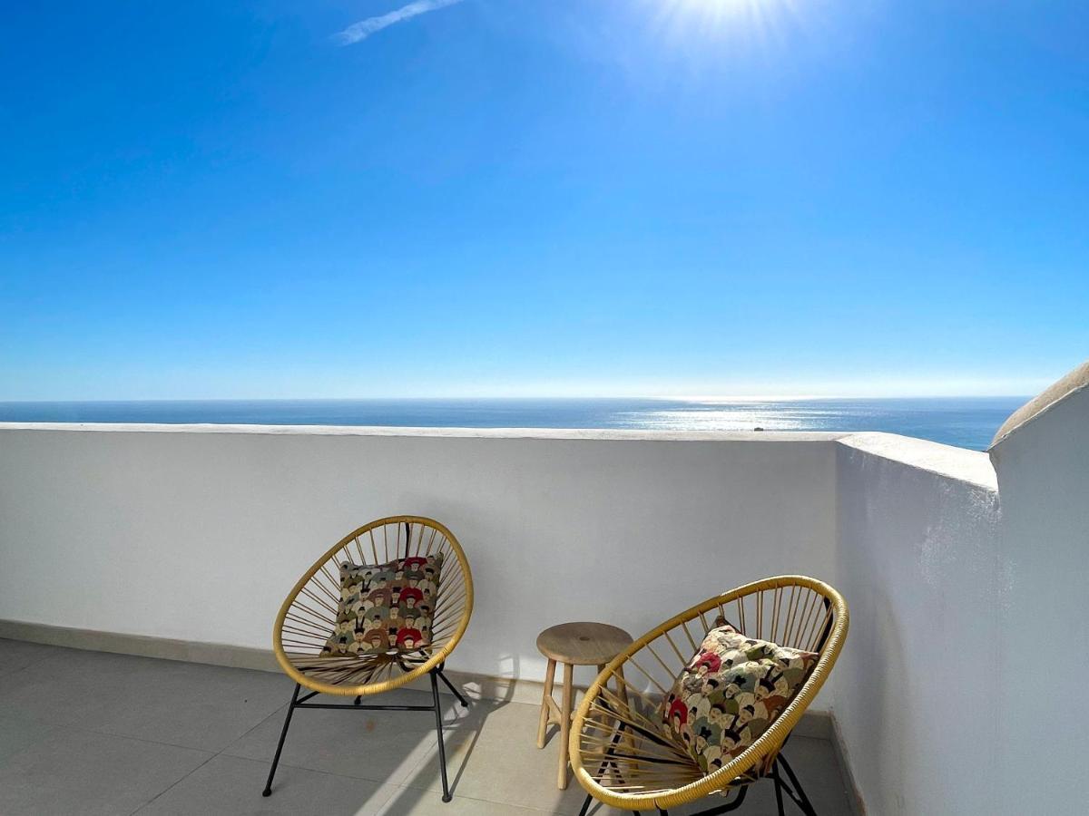 Bayview -superb Luxurious Sea View Penthouse With Private Hot Tub By Solrentspain Benalmadena