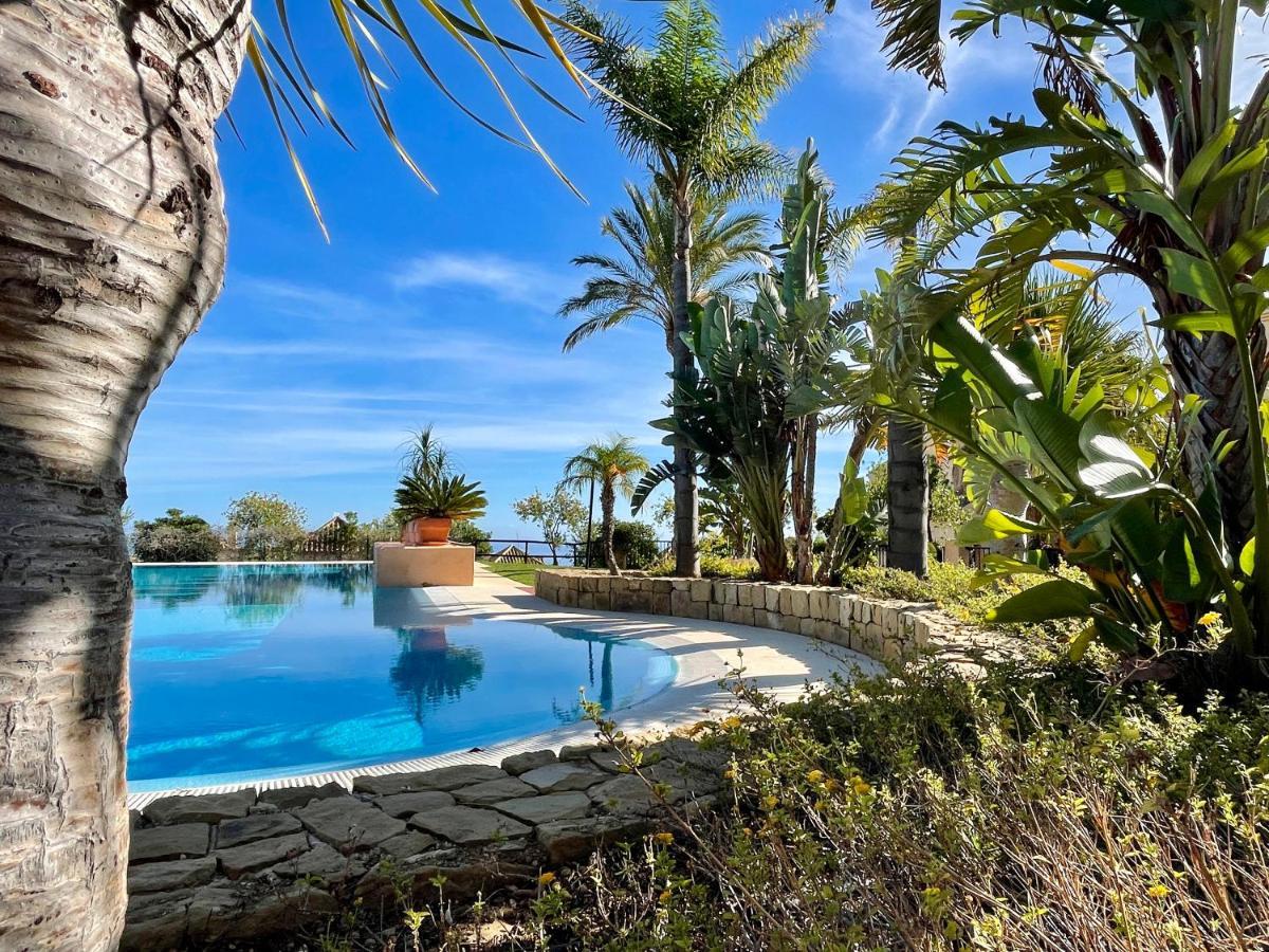 Apartment Bayview -superb Luxurious Sea View Penthouse With Private Hot Tub By Solrentspain *