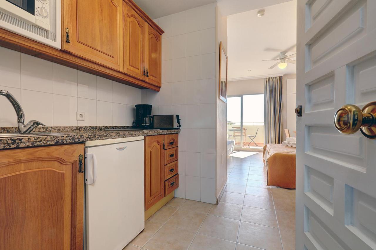 Apartment 065 - Fabulous Sea View Studio *