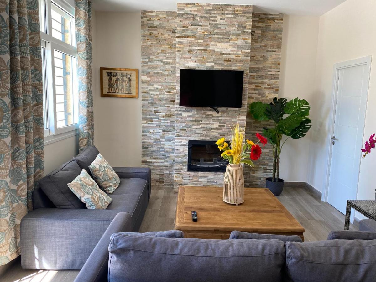 Apartment Duplex De Lujo En La Playa , Jacuzzy, Piscina, Chimenea Y Padel