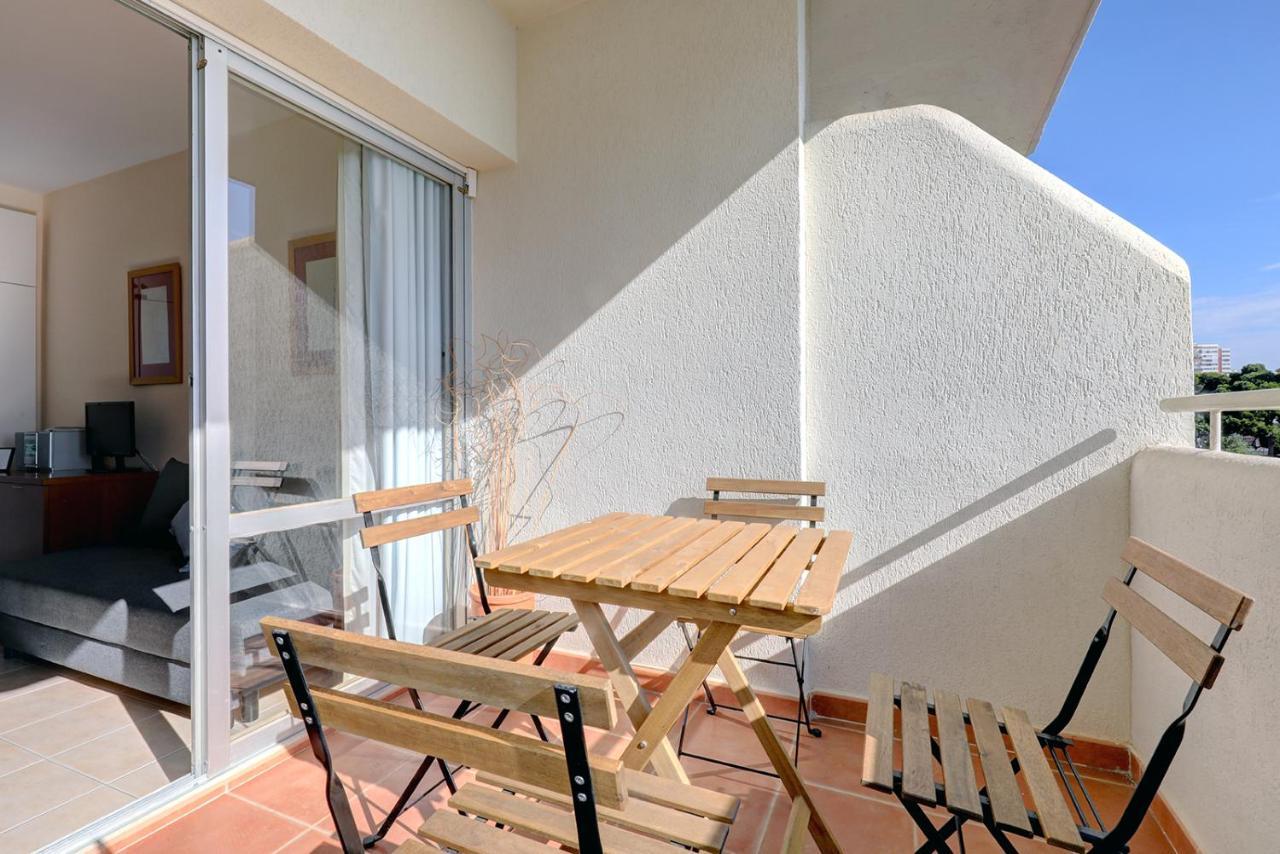 065 - Fabulous Sea View Studio *