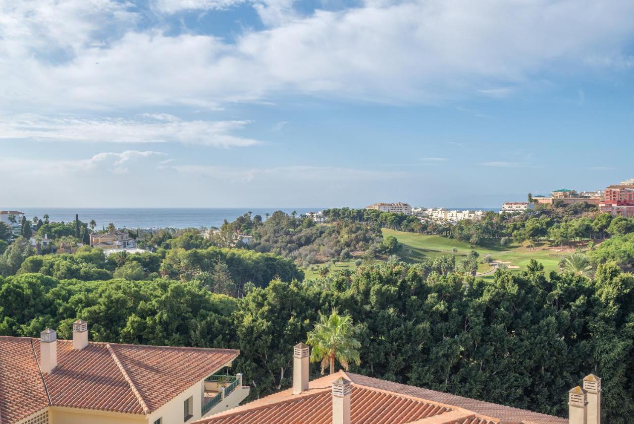 Luxury At Torrequebrada Apartment