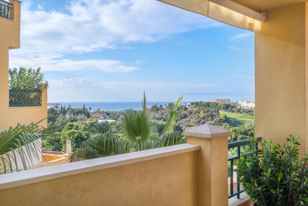 Luxury At Torrequebrada Apartment Benalmadena
