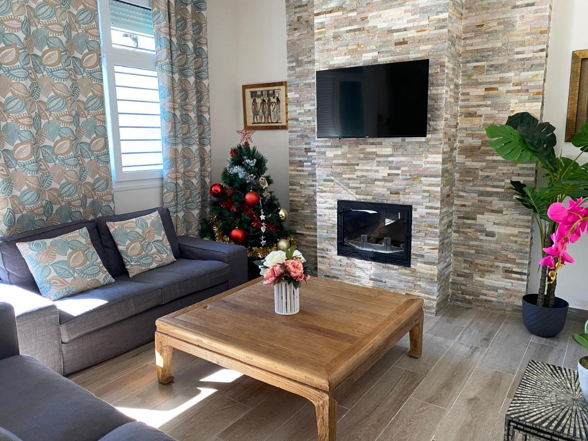 Apartment Duplex De Lujo En La Playa , Jacuzzy, Piscina, Chimenea Y Padel