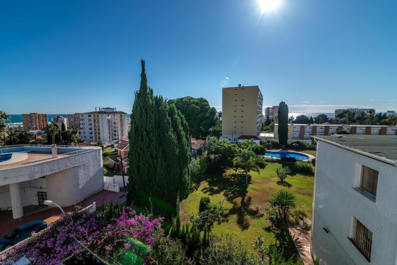 Seaviews 500m From The Beach *