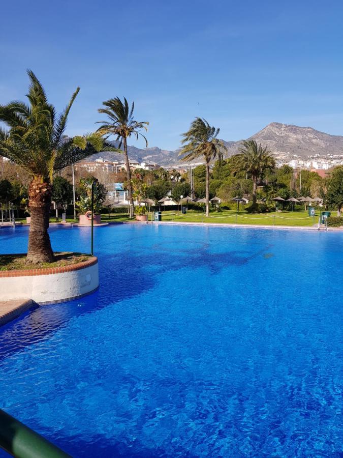 Apartment G&g Benalbeach Pool Views