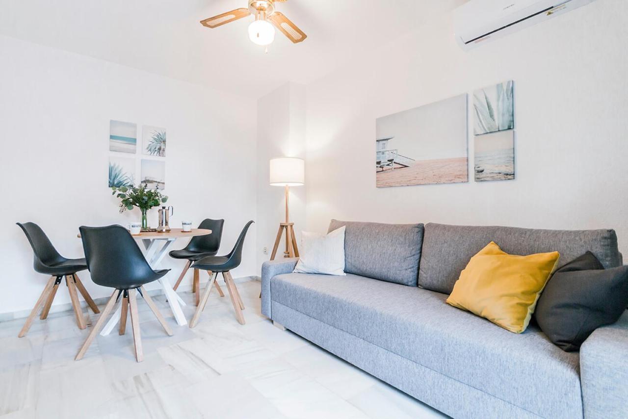 Lovely 2 Bedroom W/ Large Garden + Pools Benalmadena