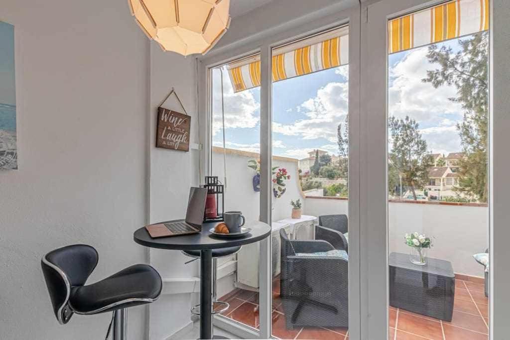 797holidayrentals- En Torremuelle Con Terraza Y Piscina