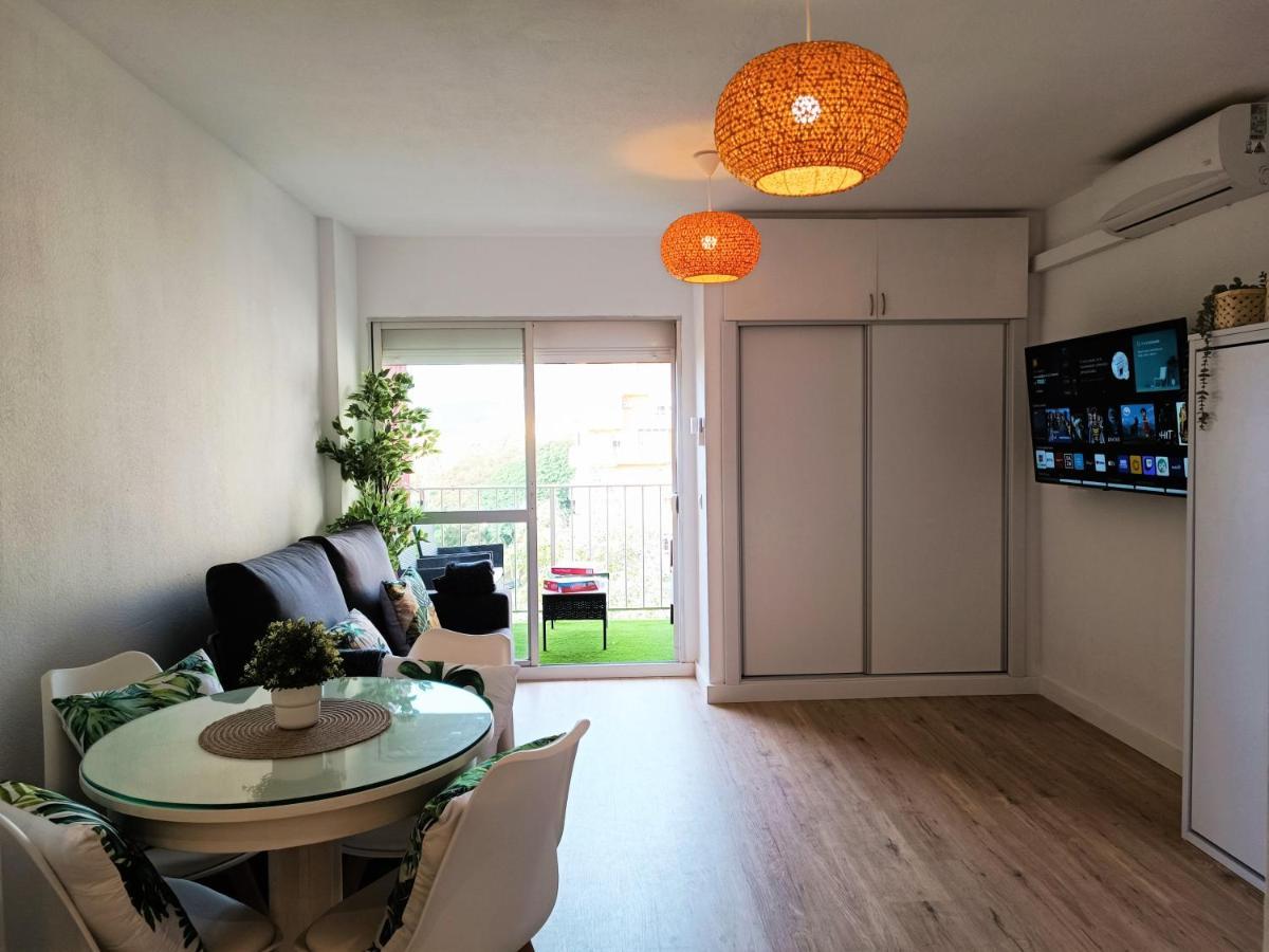 Apartment Piscinas, Fire Stick Amazon, Wifi, Terraza, Reformado Benalmadena