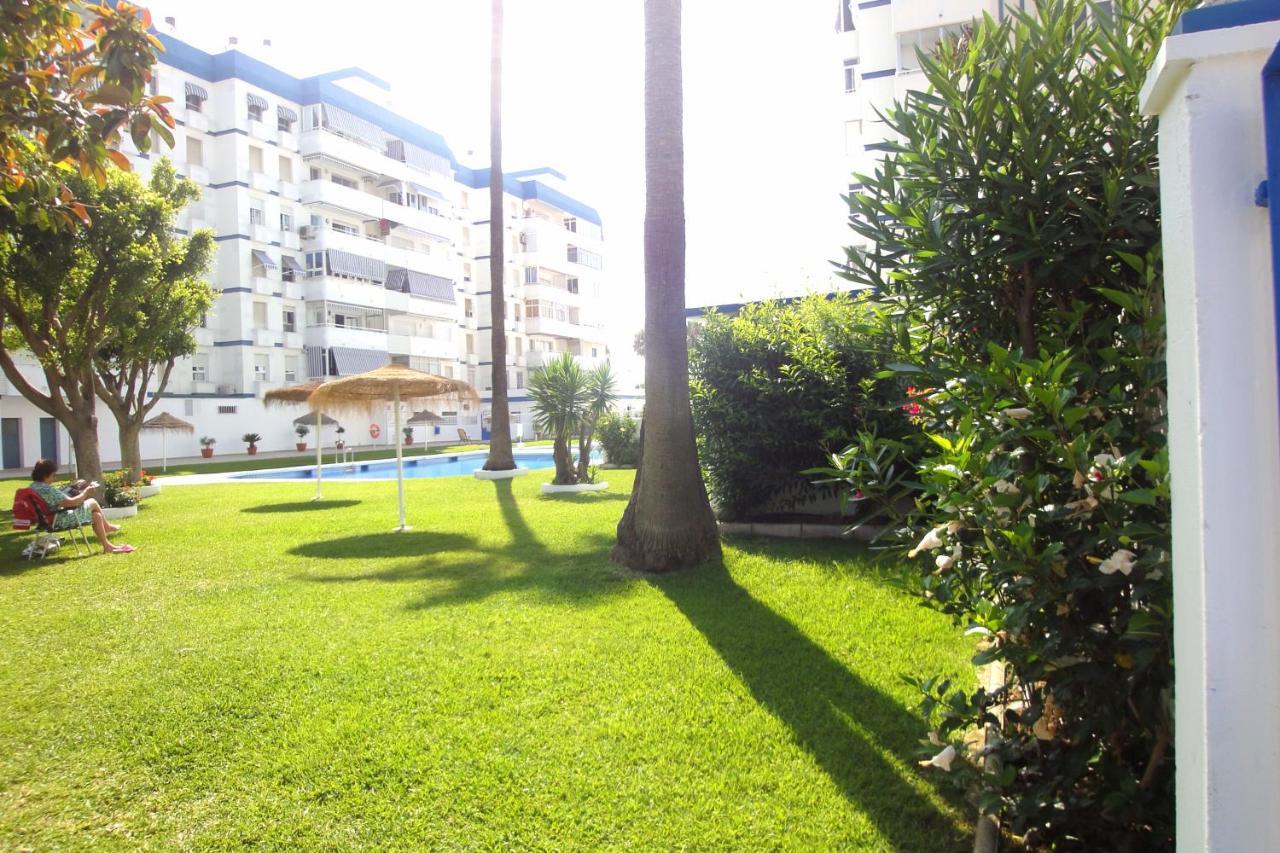 Costamar: Beachfront Family Retreat With Sea Views And Wi-fi Benalmadena