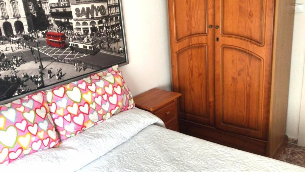 Apartment Costamar: Beachfront Family Retreat With Sea Views And Wi-fi Benalmadena