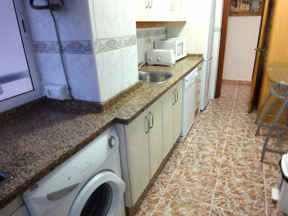 Costamar: Beachfront Family Retreat With Sea Views And Wi-fi * Benalmadena