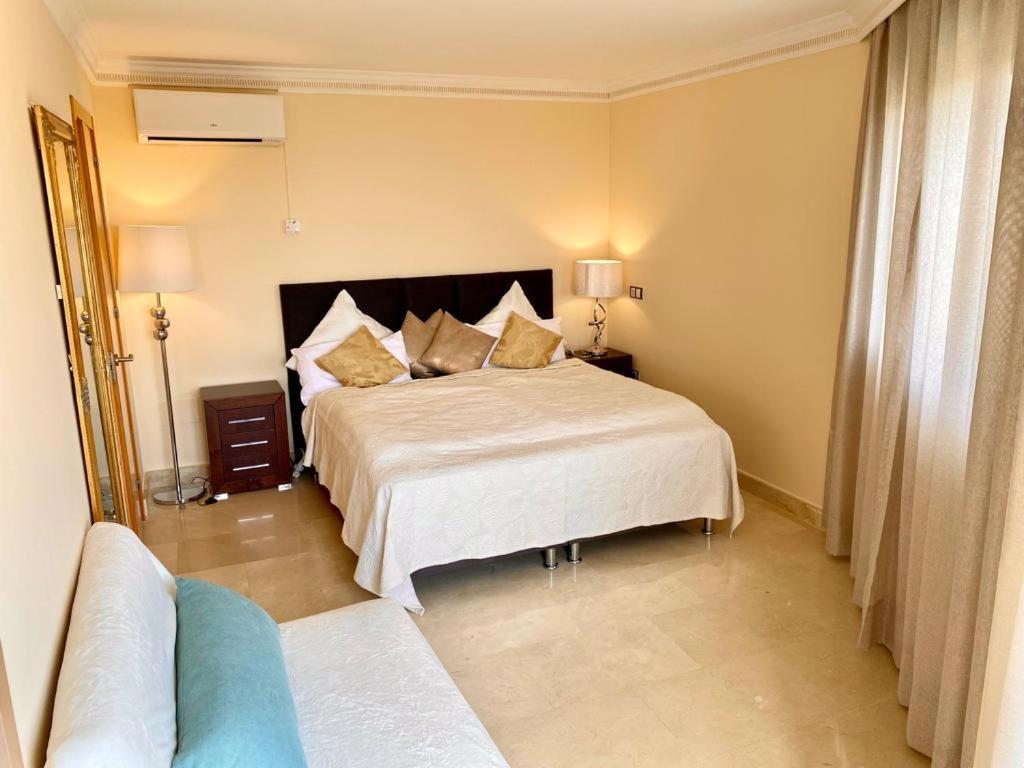 Villa Tranquil 3 Bed With Private Pool + Sea View! Benalmadena