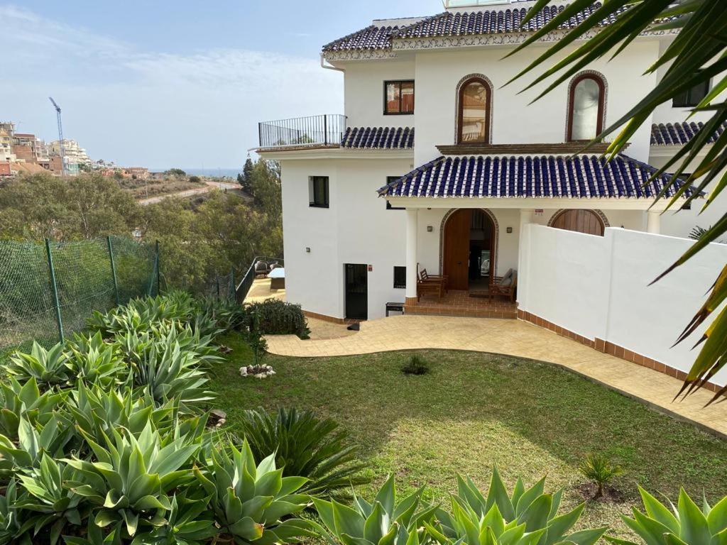 Tranquil 3 Bed With Private Pool + Sea View! Villa