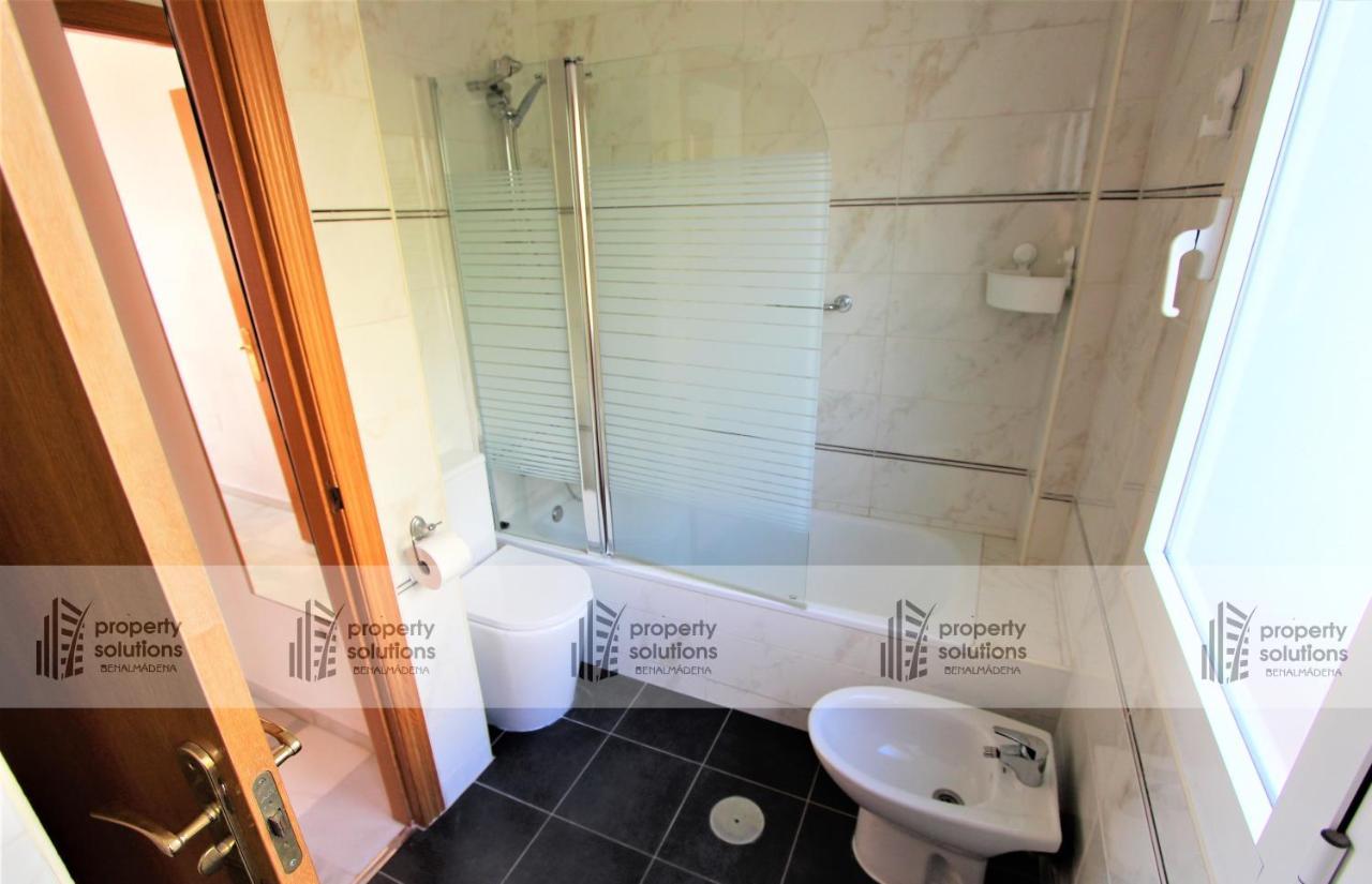 Apartment Lomas De Mena 6 - Atico Con Vistas Al Mar - Piscina Abierta Todo El Ano- Parking Gratis Benalmadena