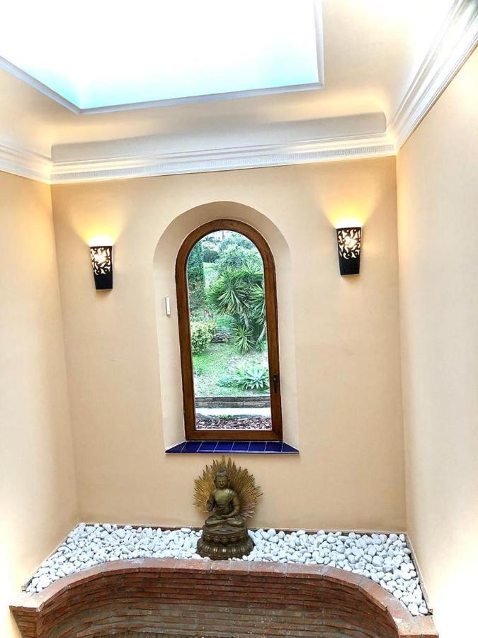 Villa Tranquil 3 Bed With Private Pool + Sea View! *