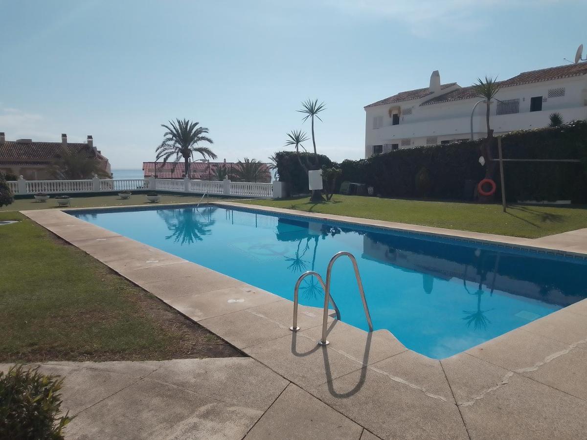 Studio In Benalmadena Costa 70M Beach *