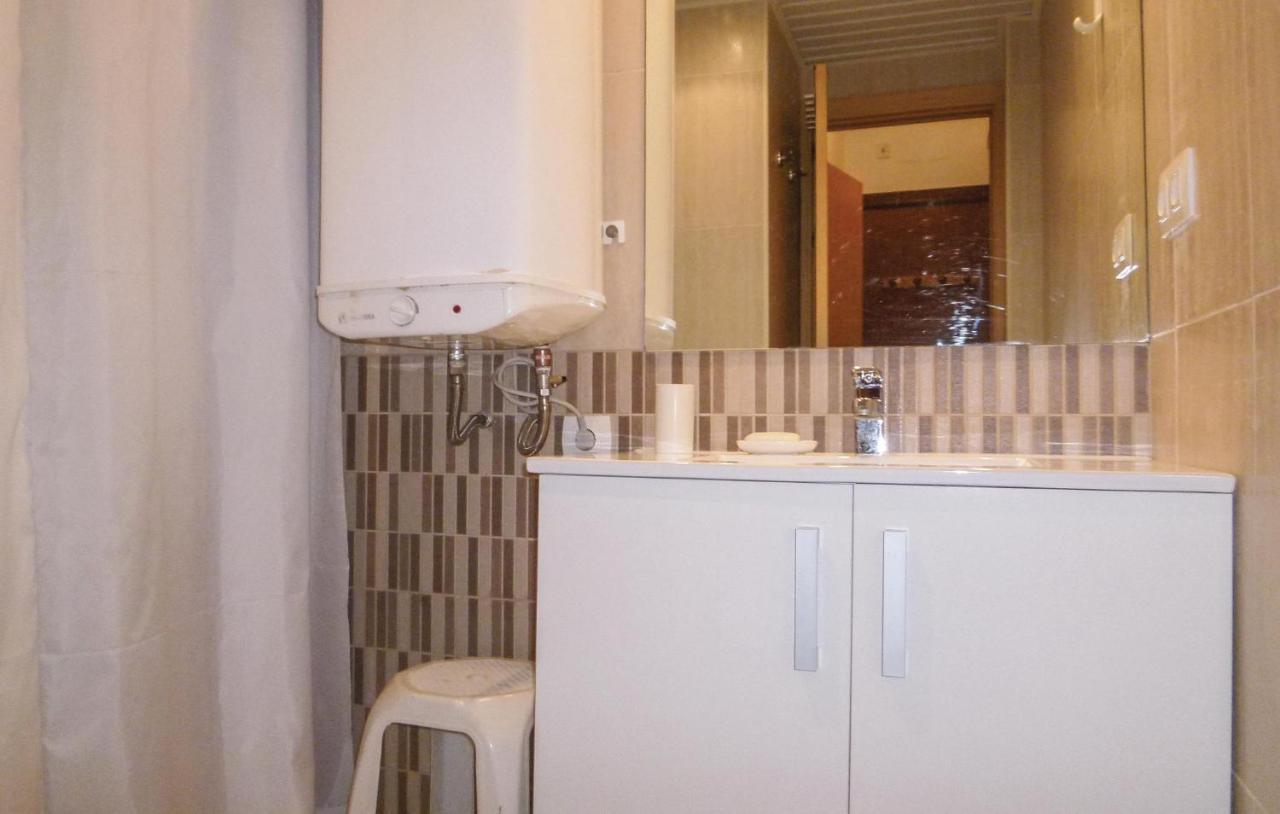 Nice Apartment In Benalmdena Costa With 1 Bedrooms, Wifi And Outdoor Swimming Pool *