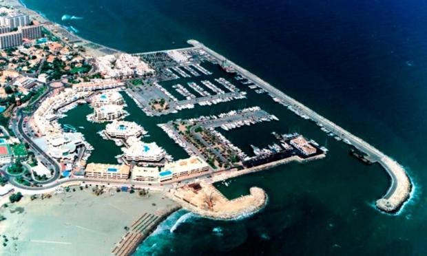 Apartamento Piscina, Playa Parking A 5 Min Caminando Del Puerto De Benalmádena