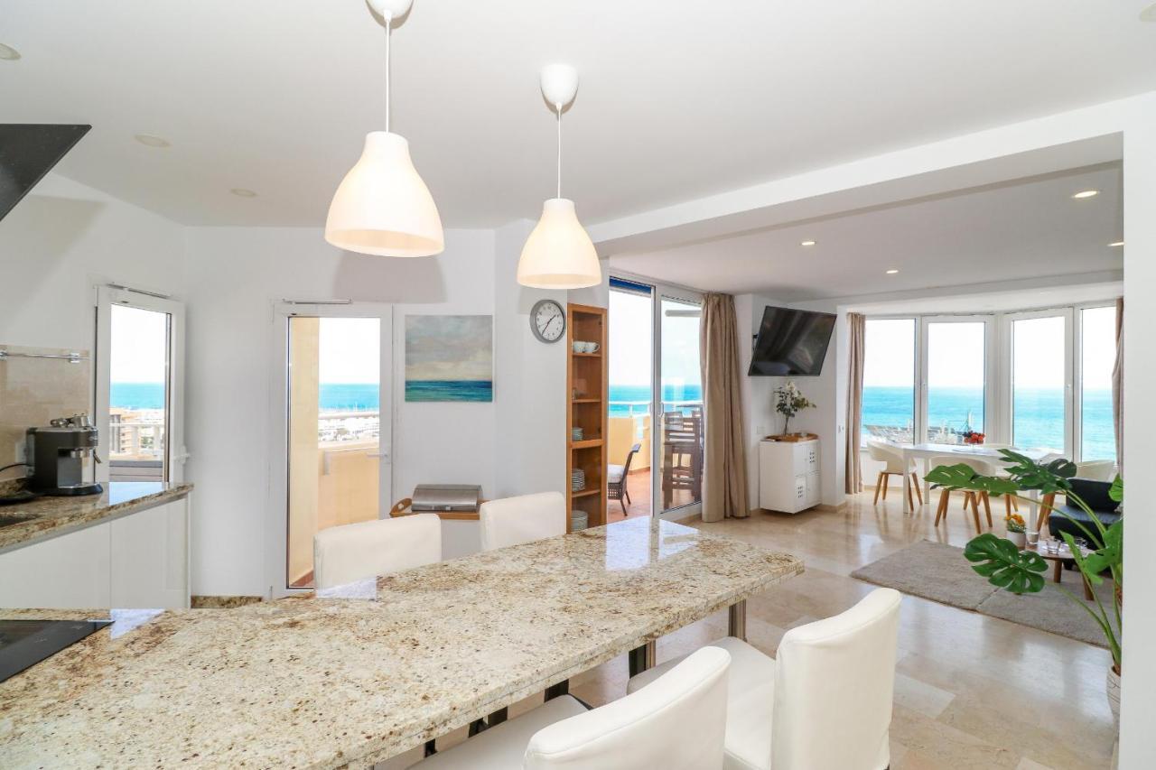 Apartment Penthouse With Panoramic Views - Puerto Marina *