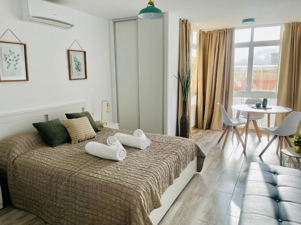 Aguila Apartment, Apartment