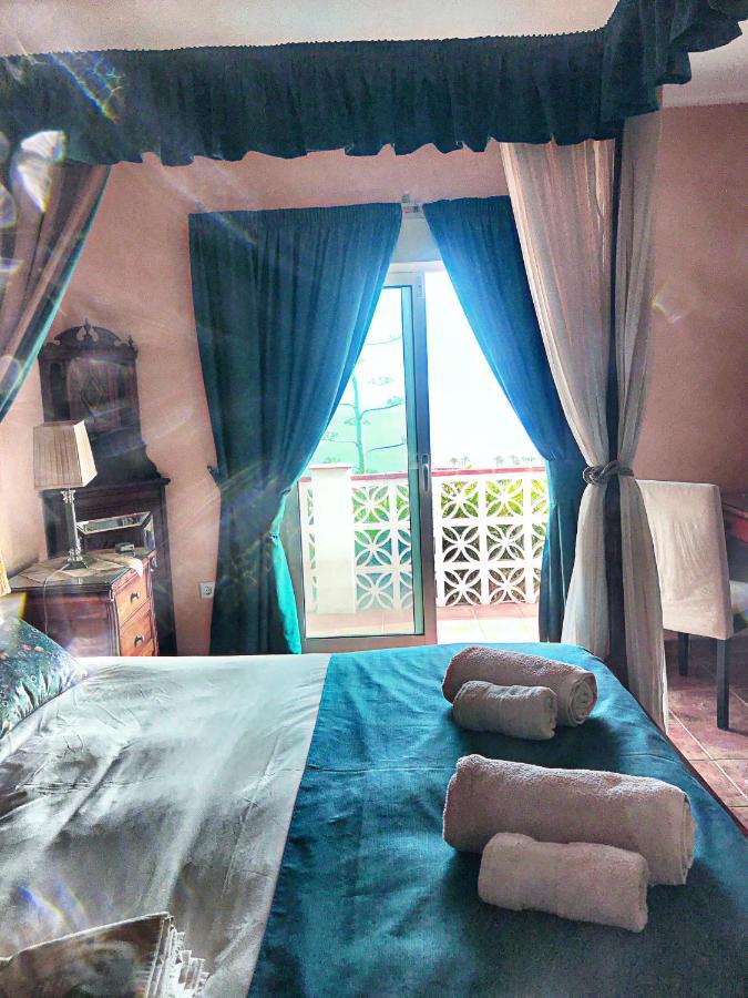Magica Andalucia Charm Villa *