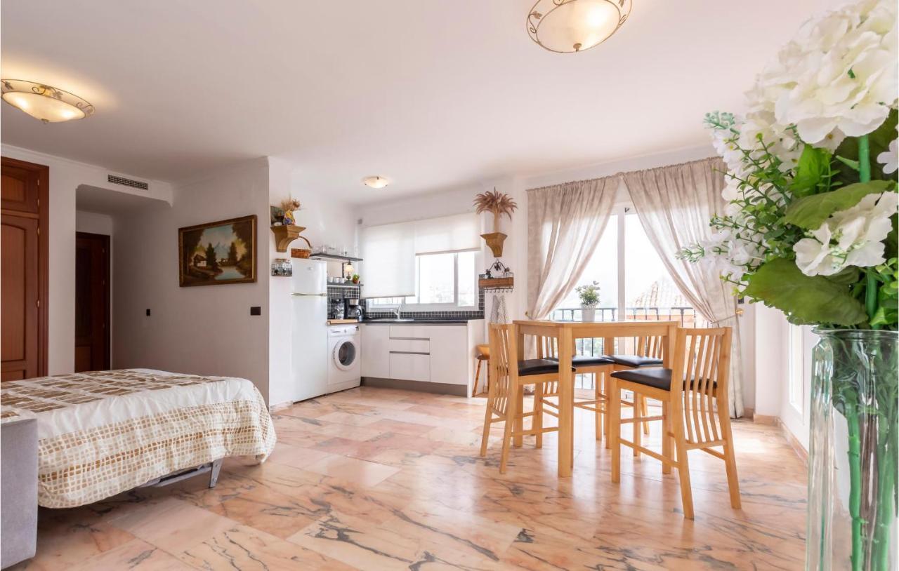 Awesome In With Kitchen