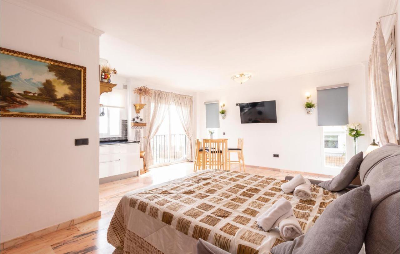 Awesome In With Kitchen