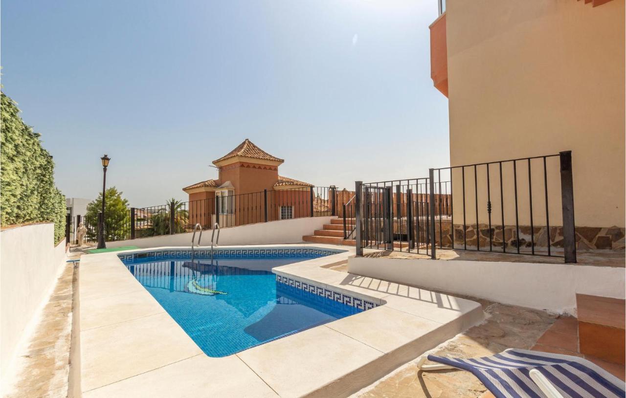 Awesome In With Kitchen Holiday home