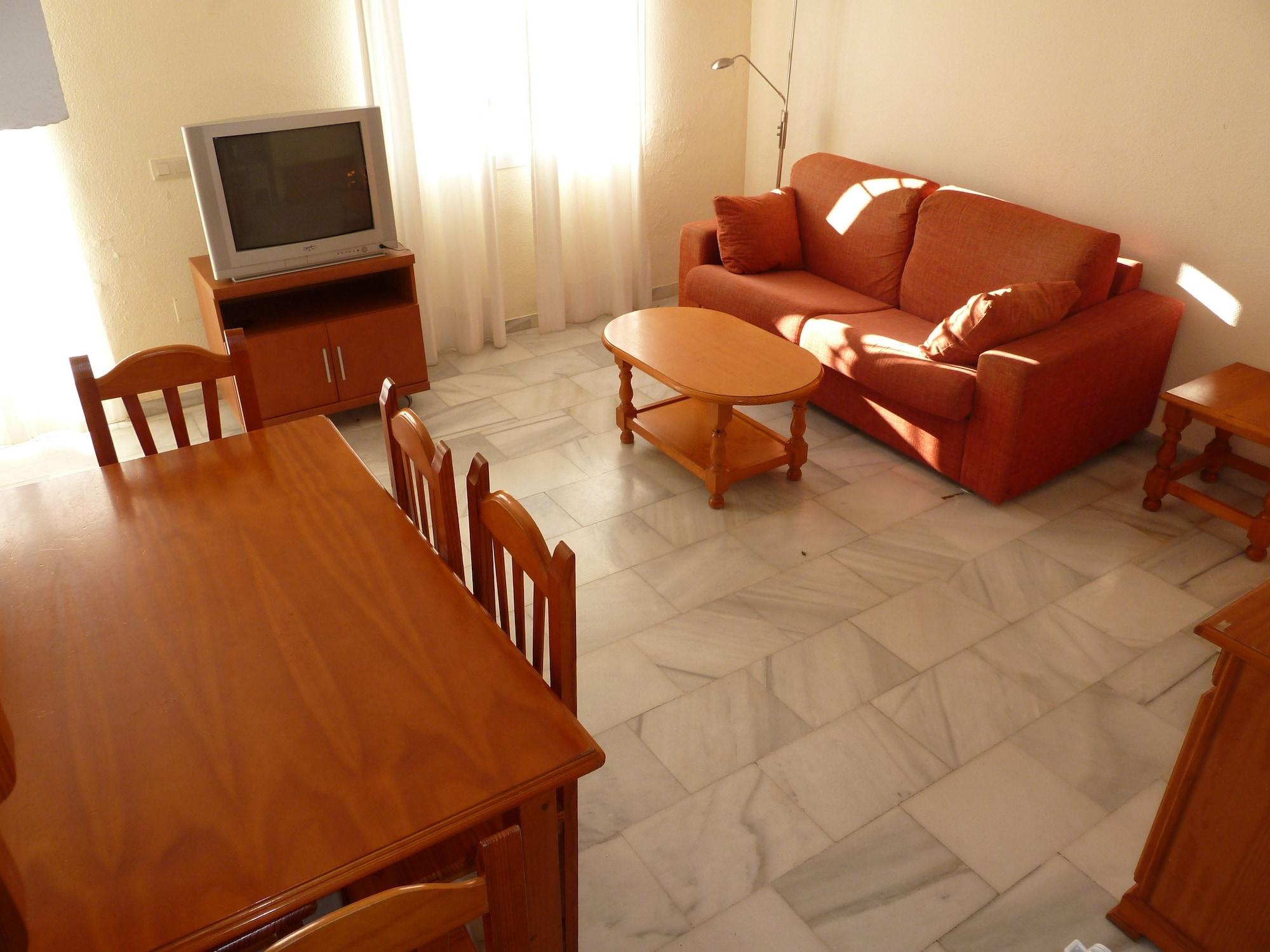 Playa Golf Aparthotel 2*