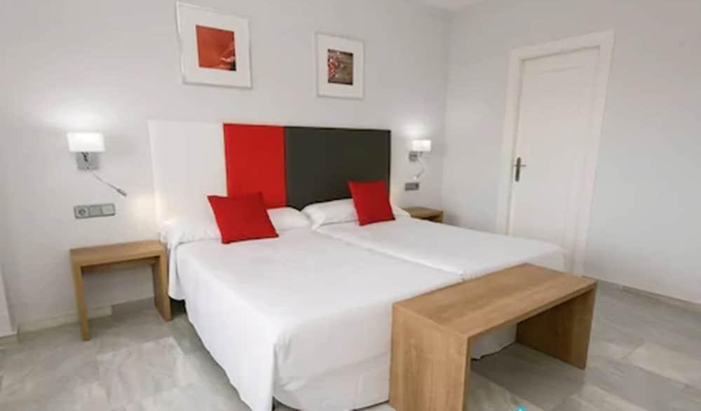 First Flatotel Internacional Hotel