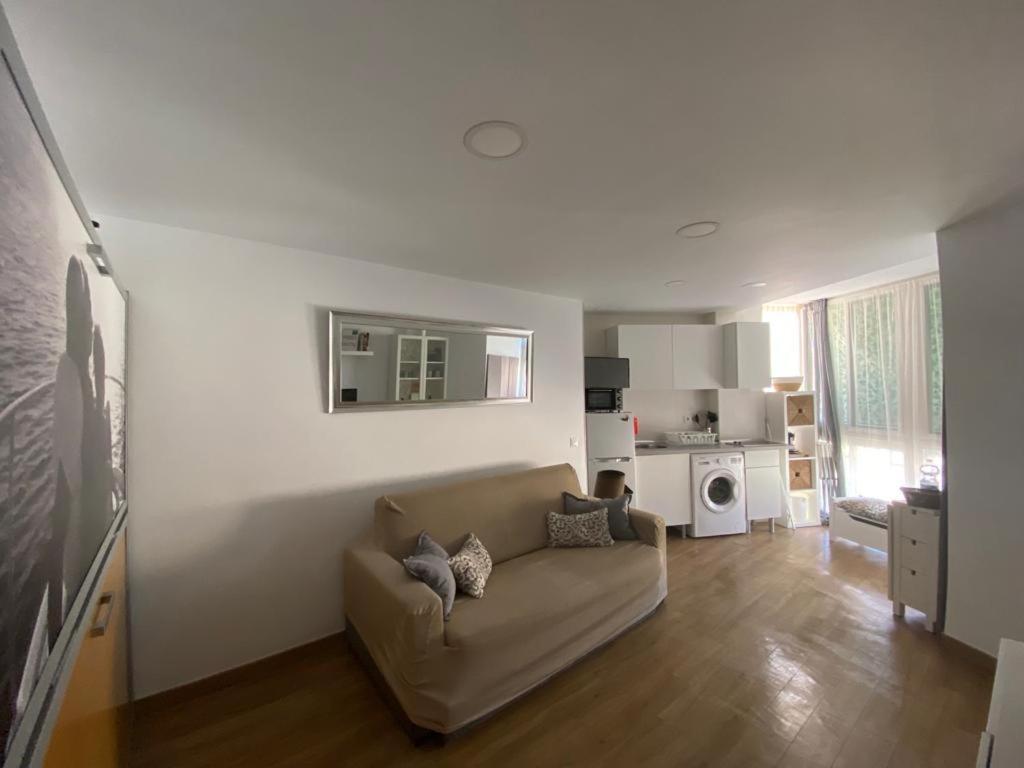 Precioso Apartamento En Primera Linea De Playa.