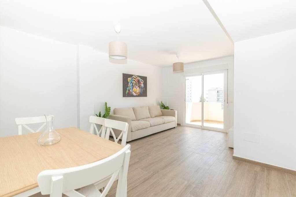 Apartment Santa Marta Al Lado De Servicios Y De La Playa Benalmadena