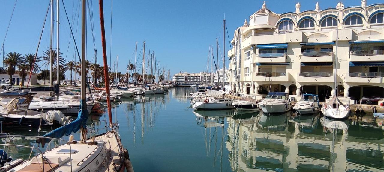Appartement Piso Alquiler Vacacional En Benalmadena, Puerto Marina. *