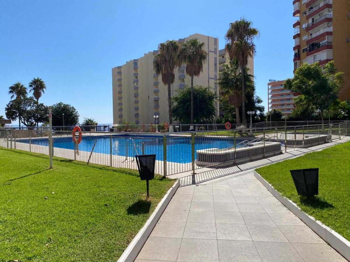 Piso Alquiler Vacacional En Benalmadena, Puerto Marina.