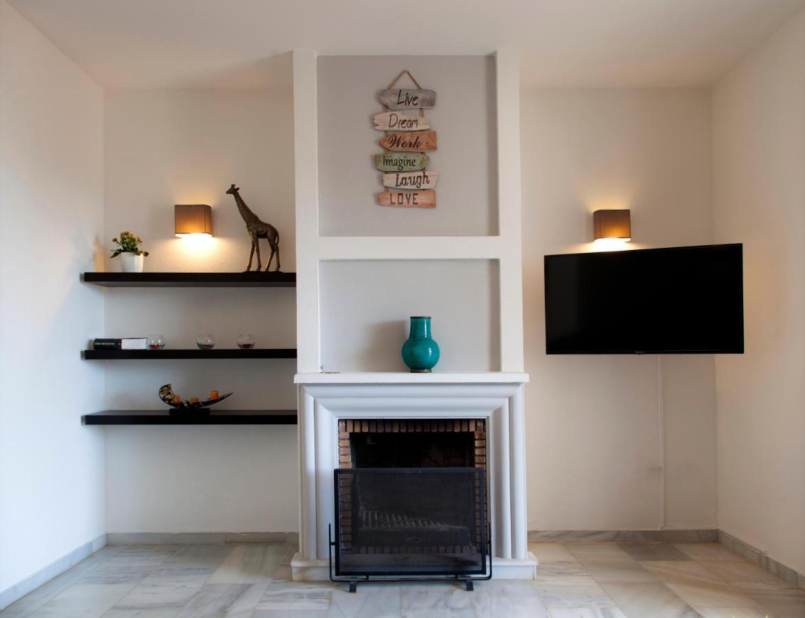 Holiday home Agradable Adosado Con Piscina La Hidalga *
