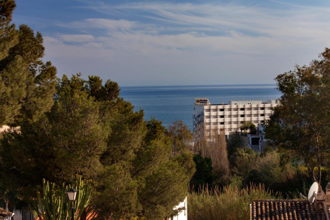 Agradable Adosado Con Piscina La Hidalga * Benalmadena
