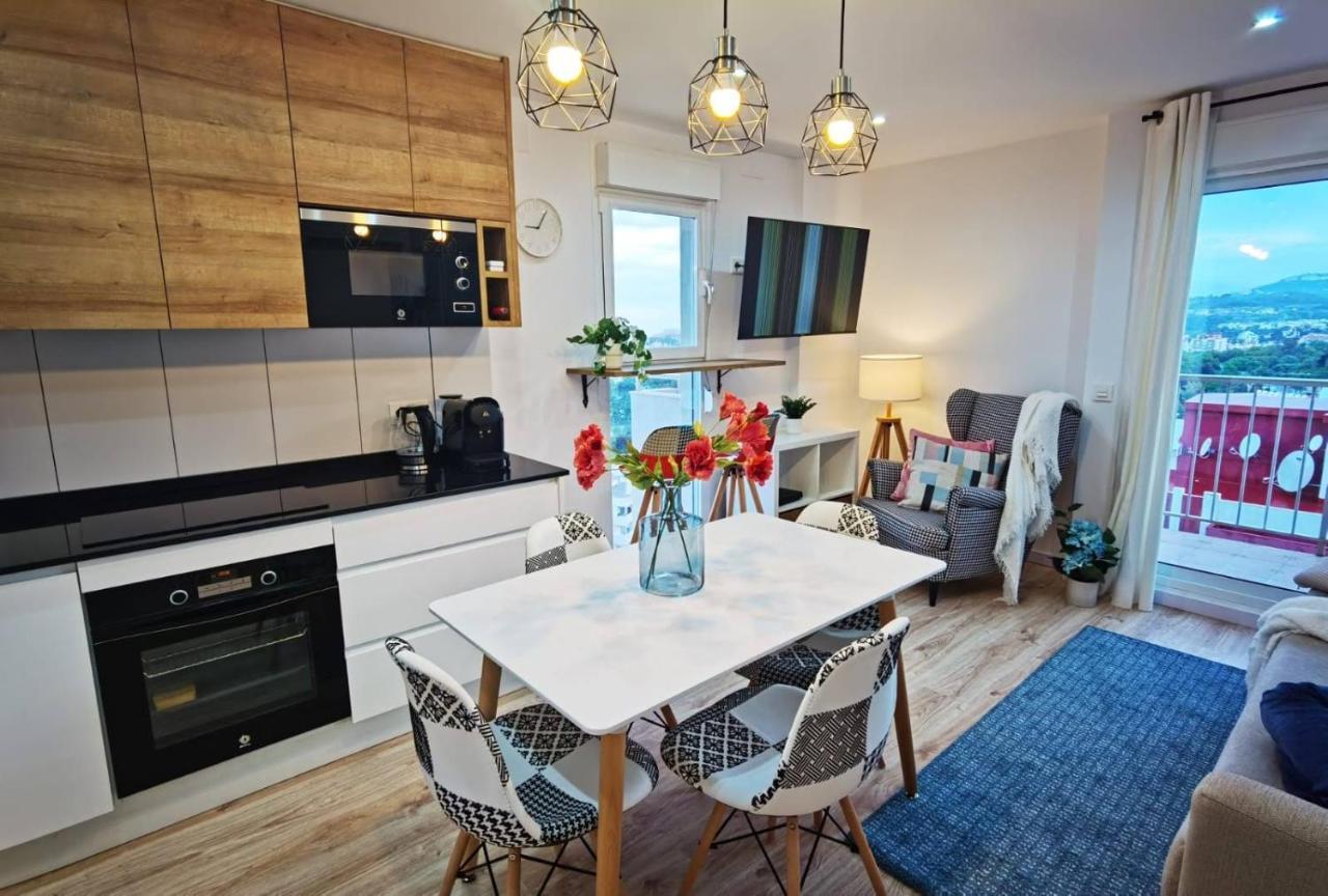 Jupiter Dream - Breath Taking Design, Sea Views And Facilities Apartment Benalmádena