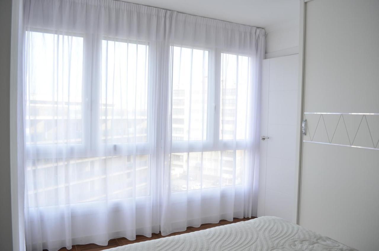Piso Alquiler Vacacional En Benalmadena, Puerto Marina. *