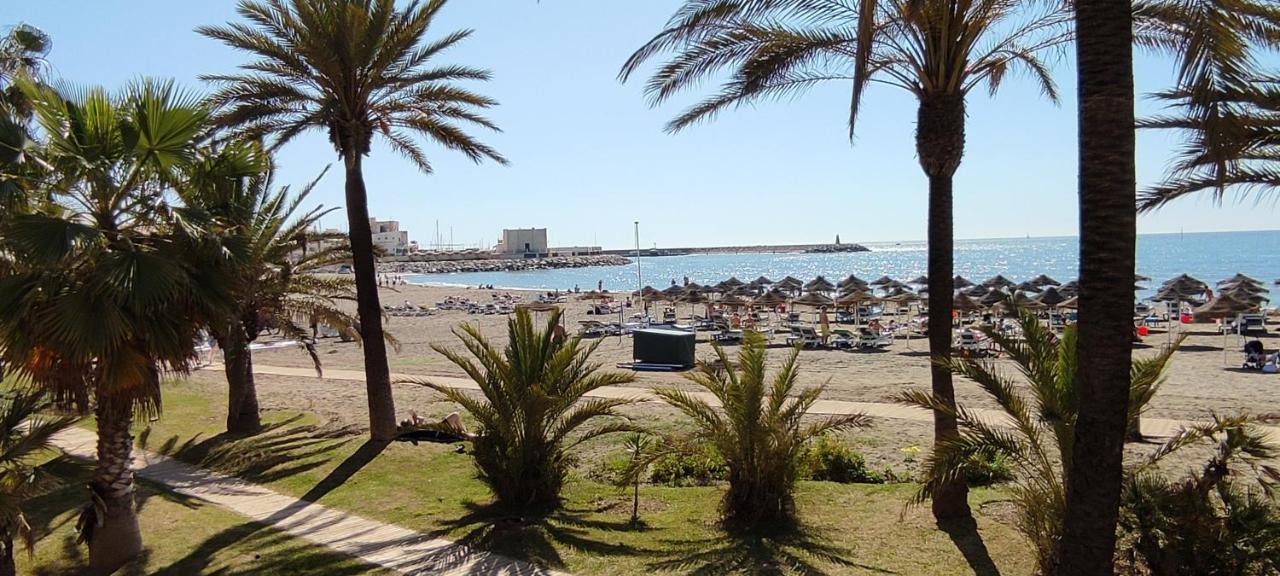 Piso Alquiler Vacacional En Benalmadena, Puerto Marina. Appartement